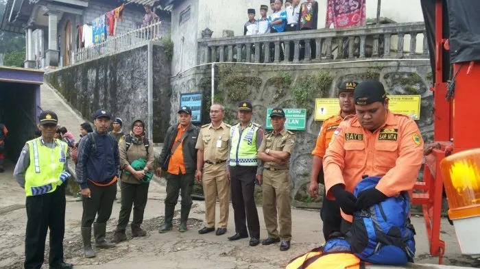 Pendaki Asal Selandia Baru Hilang di Gunung Merbabu. Sudah Dicari 4 Hari Belum Ketemu! 5