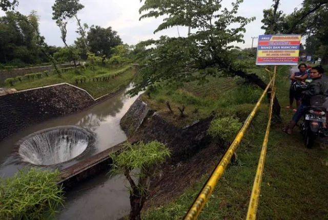 Bukan Mistis atau Kekuatan Alam, Spillway di Probolinggo Memang Sengaja Dibuat Sejak Zaman Belanda 5