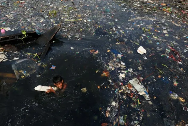 Potret 10 Sungai Terkotor di Dunia yang Menjijikkan 13