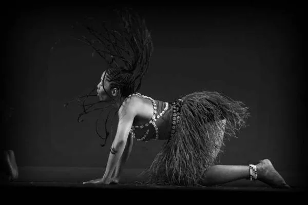 Asal Mula Twerking yang Populer Jadi Tarian Seksi Denada dan Miley. Ternyata Udah Ada Sejak 1800-an! 8