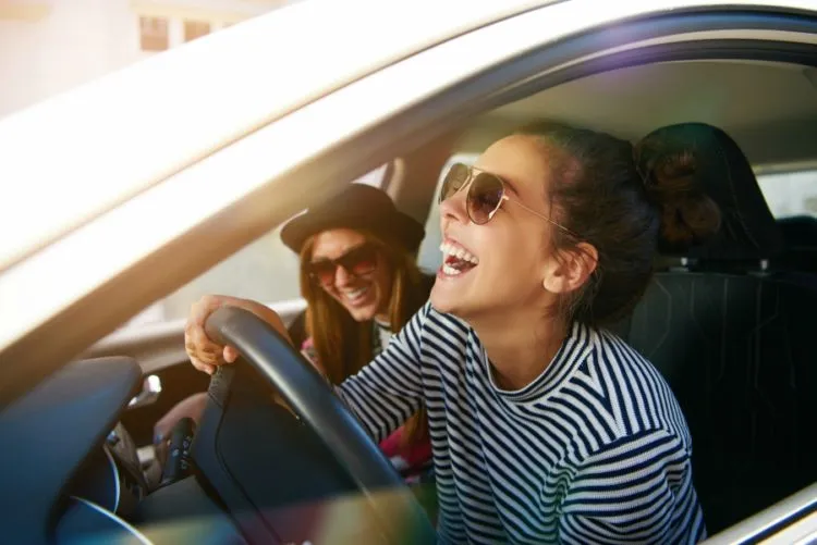 8 Kebiasaan Teman yang Meresahkanmu, Diiyakan Bikin Lelah, Ditolak Malah Dibilang 'Pelit Lu!' 10