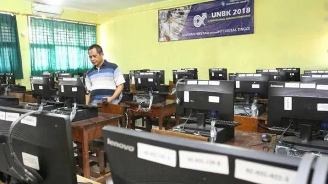 7+ Drama Seputar UNBK, Ternyata Banyak SMA yang Masih Harus Pinjam Komputer ke Sana Sini! 15