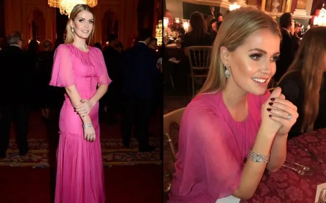15 Gaya Stylish Keponakan Putri Diana yang Bikin Nge-fans Mendadak. Here She Is, Kitty Spencer! 21