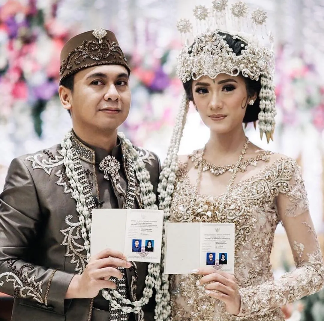 Perjalanan Cinta Raditya Dika-Anissa Aziza, sang Presiden Jomblo yang Akhirnya Menikah Juga 10