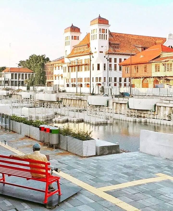 Destinasi Wisata Baru Kali Besar di Kota Tua Jakarta. Indah Banget, Kaya Sungai di Korea! 12