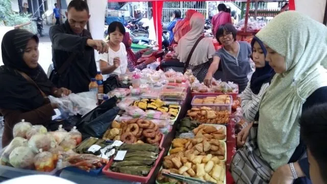 6 Lika-liku Kehidupan Anak Kos Di Bulan Puasa yang Membuatmu Jadi Pejuang Tekad dan Iman 12