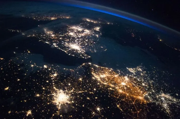 10 Foto Kenampakan Bumi dari Kamera NASA. Sangat Indah dan Mangagumkan ya! 15