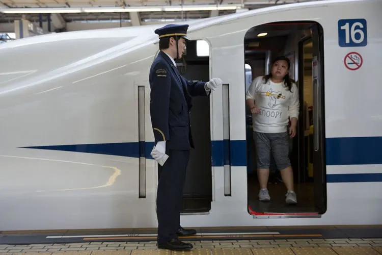 Salut, Perusahaan Kereta di Jepang Minta Maaf Hanya Karena Berangkat Lebih Cepat 25 Detik! 4