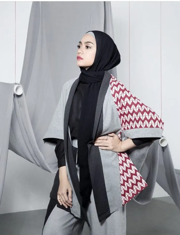13+ Inspirasi Busana Hijab Simpel Minimalis Ala Ayudia Bing Slamet. Cocok Buatmu yang Anti Ribet 20