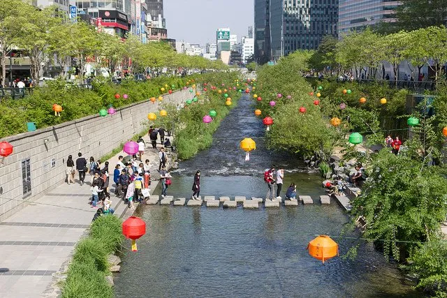 Destinasi Wisata Baru Kali Besar di Kota Tua Jakarta. Indah Banget, Kaya Sungai di Korea! 13