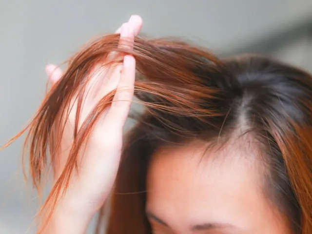 Jangan Buang Duit untuk Beli 13 Produk Kecantikan Ini. Ssst, Sebenarnya Mereka Nggak Guna-guna Amat 26