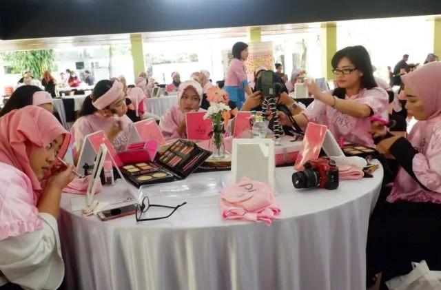 Pixy Ajak Perempuan Kenali Makna Cantik dari Berbagai Aspek, Bukan Semata Soal Tampilan 7