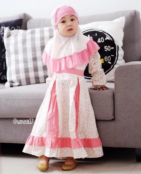 9+ Ide Gamis Balita Nuansa Islami yang Menggemaskan untuk Lebaran. Nggak Heran Kalau Makin Sayang 15