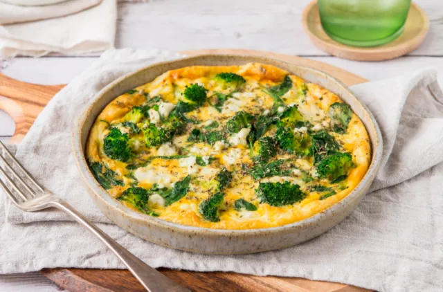 7 Kreasi Omelet dari Seluruh Dunia, Variasi Menu Sahur yang Nggak Melulu Telur dan Garam Saja 12