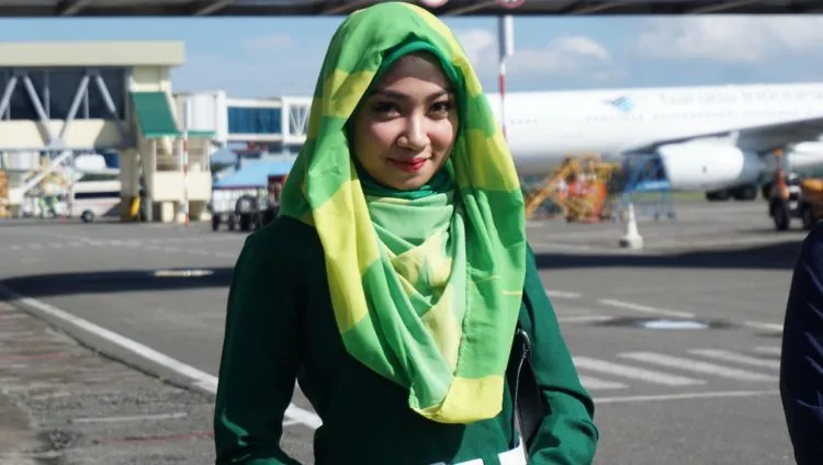 Jelang Ramadan, Citilink Merilis Seragam Baru dan Hijab untuk Pramugari. Adem ya Lihatnya! 11