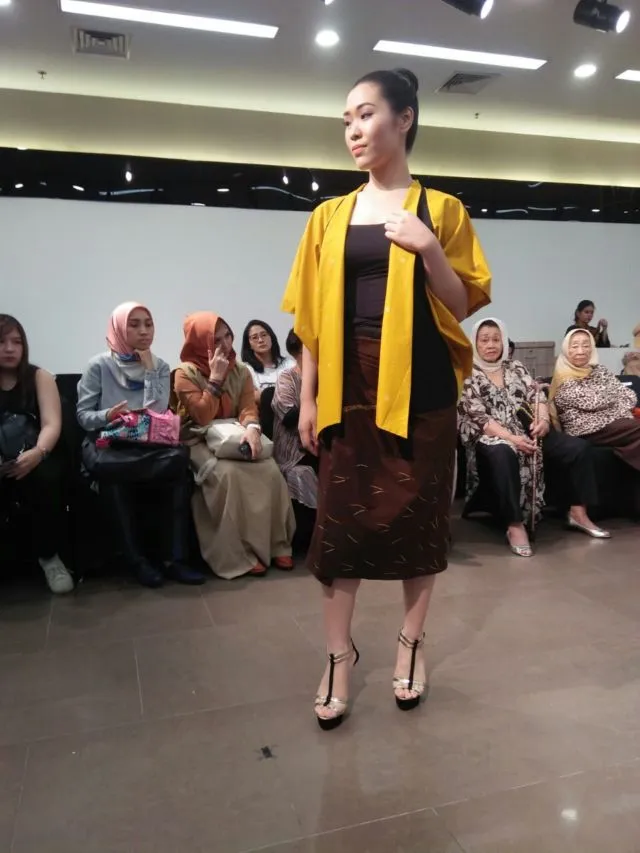 Intip 9 Label Lokal Ini Pamerkan Gaya Busana Andalannya dalam Trunk Show Social Fashion Darling 18