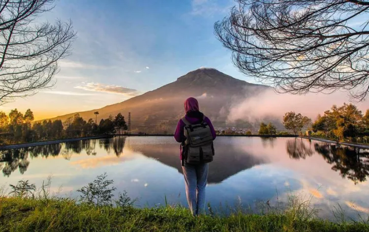 Embung Kledung Temanggung, Panorama Alam Pegunungan yang Bikin Serasa Liburan ke Luar Negeri! 4
