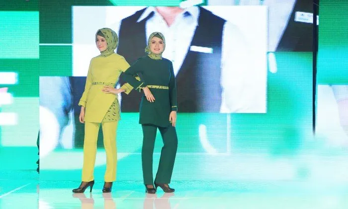 Jelang Ramadan, Citilink Merilis Seragam Baru dan Hijab untuk Pramugari. Adem ya Lihatnya! 9