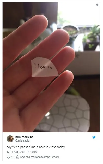 Cek 10 Love Notes dari Para Cowok yang Sukses Bikin Ceweknya Meleleh ini, Kamu Pengen Dapat juga? 13