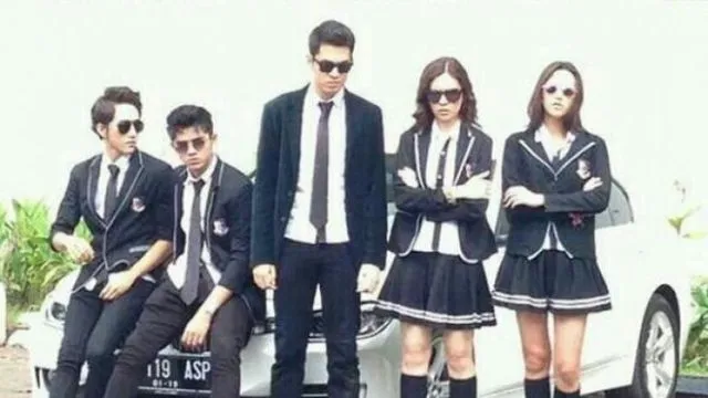 7 Kejanggalan Sinetron Tentang Anak SMA yang Jauh dari Realitas. Selama ini Kamu Cuma Dibohongi Lho 10