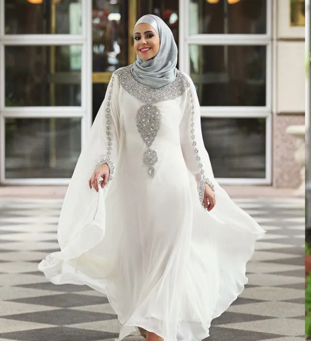 Lebaran Nggak Perlu Baju Baru. Padu Padanin Baju Lawasmu Juga Tetep Keliatan Seru Kok 12