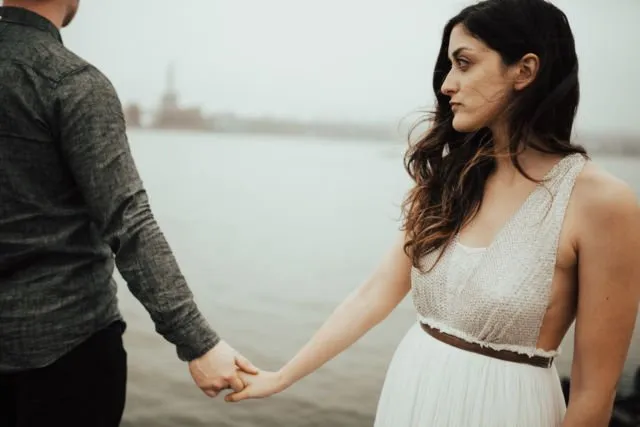 7 Hal yang Bikin Cowok Masih Bermain Tinder, Meski Sudah Punya Pacar 11