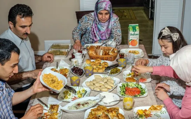 Kerjaan Kelar, Puasa Juga Lancar. 6 Siasat Kerja Ini Jaga Produktifitasmu di Bulan Ramadan 7