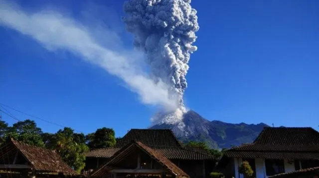 Merapi Erupsi Luapkan Abu, Ini Fakta-Fakta Letusan Freatik yang Wajib Kamu Tahu. Tidak Perlu Panik! 6