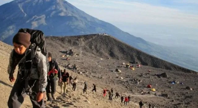 Status Merapi Jadi 'Waspada', Ini 6 Mitigasi Pribadi yang Bisa Kamu Lakukan Sedari Dini. Yuk, Pahami 9