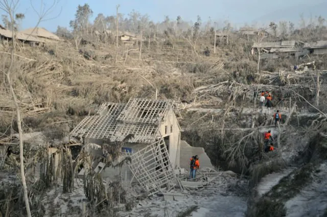 Merapi Erupsi Luapkan Abu, Ini Fakta-Fakta Letusan Freatik yang Wajib Kamu Tahu. Tidak Perlu Panik! 8