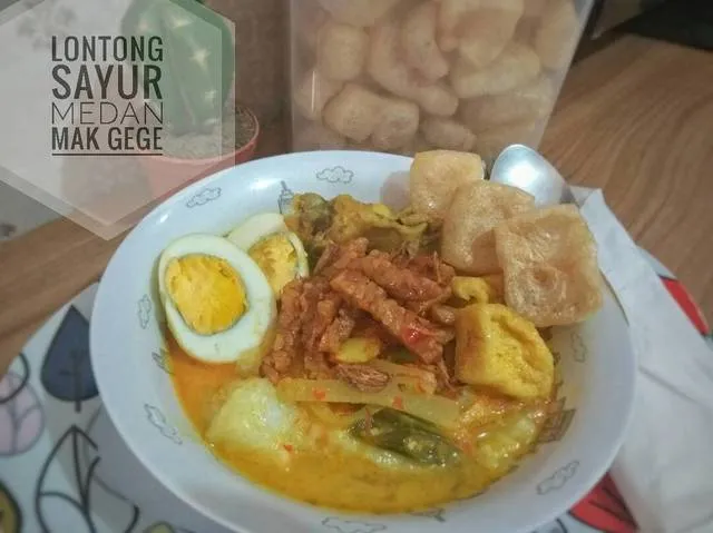 5 Resep Aneka Olahan Lontong Buat Sambut Jam Berbuka 10