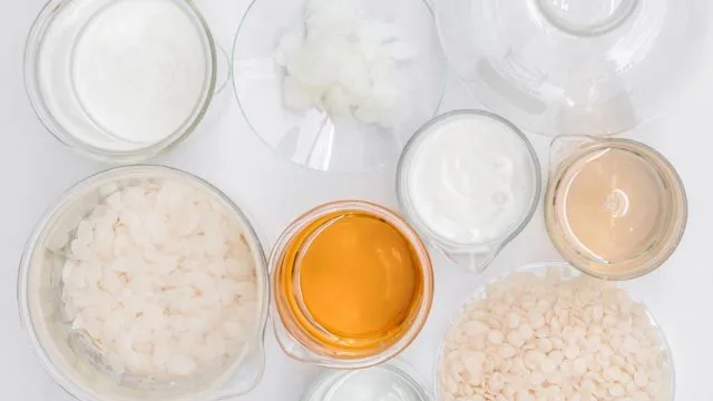 Kulitmu Gampang Kemerahan? Jangan Sampai Memakai Kosmetik dengan 6 Kandungan Ini 12