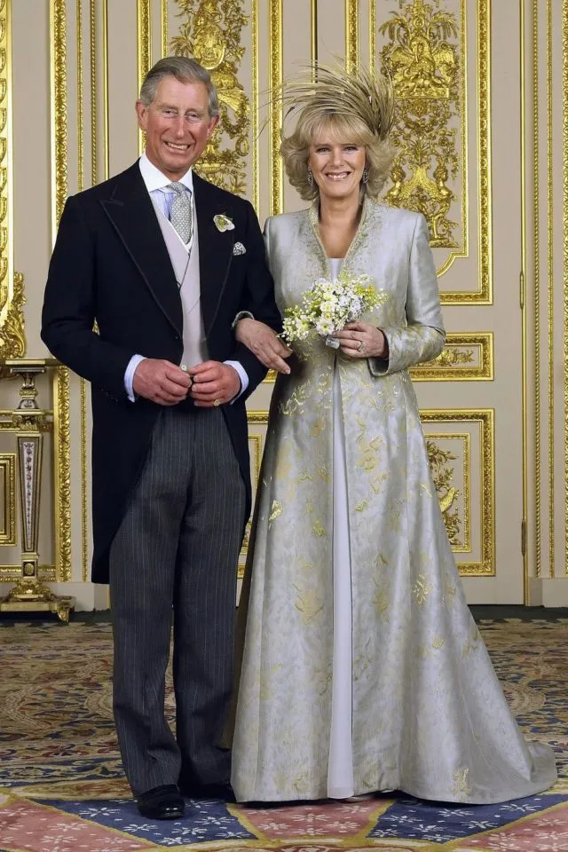 19 Gaun Royal Wedding Ter-Ikonik dari Seluruh Dunia. Jadi Nggak Sabar Lihat Punya Meghan Markle~ 21