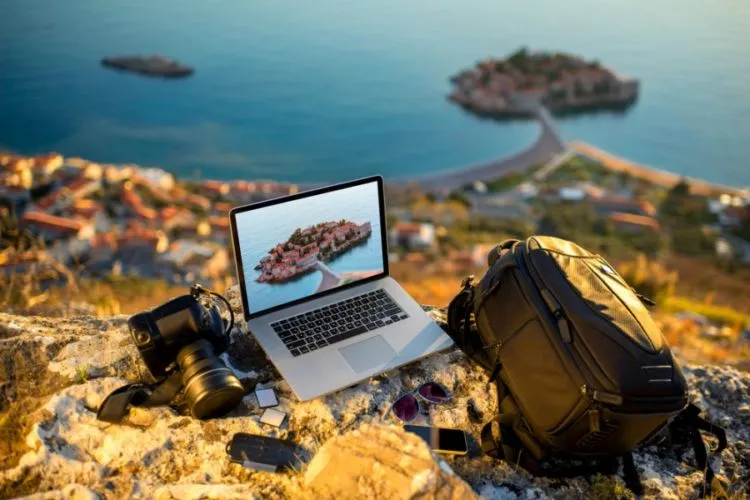 6 Tips Kreatif Memajang Kenangan Traveling dengan Mudah. Biar Semangat Liburan Terus 7