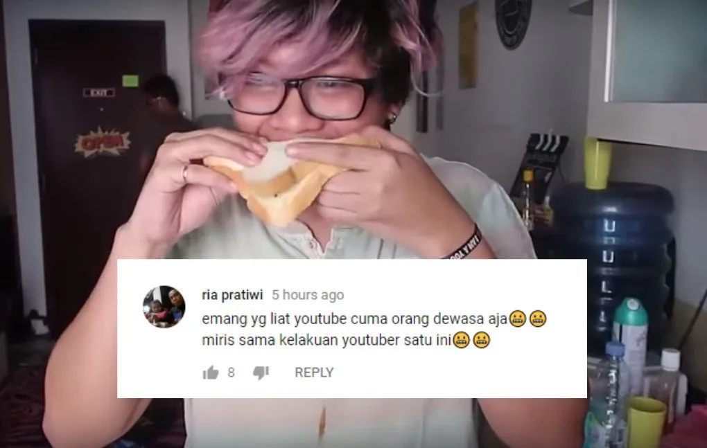 Dapatkan 400k Subscriber, Youtuber ini Makan Rambut Kemaluannya. Kebanyakan Micin Atau Gimana sih?