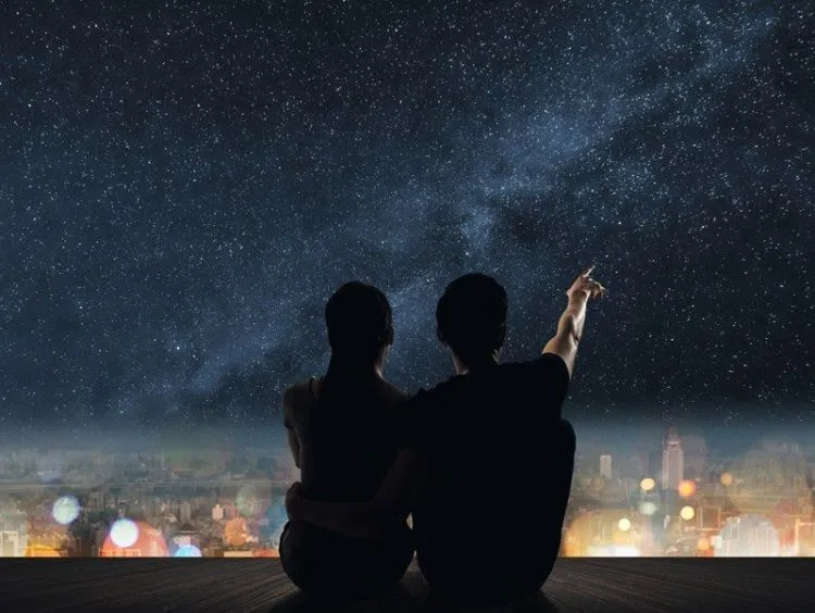 12 Ide Pre-Wedding Berkonsep Siluet yang Unik dan Dramatis. Duh, Romantisnya Kayak di Film-film~ 21