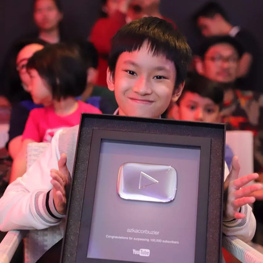 Jadi Lulusan Terbaik, Putra Deddy Corbuzier Buktikan Kalau Anak