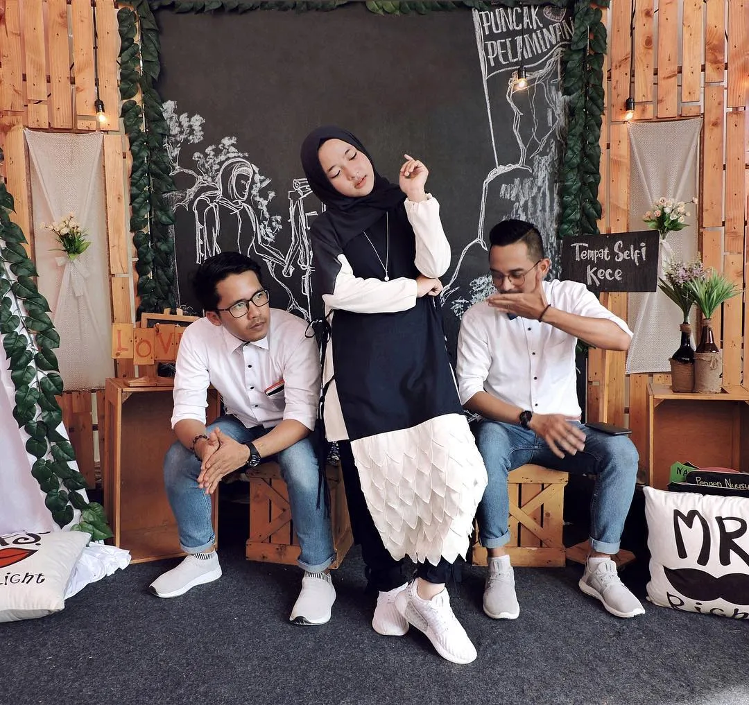 Mengenal Lebih Dekat Grup Musik Gambus Sabyan. Sajian Musik Reliji yang Adem Banget Didengarkan 17