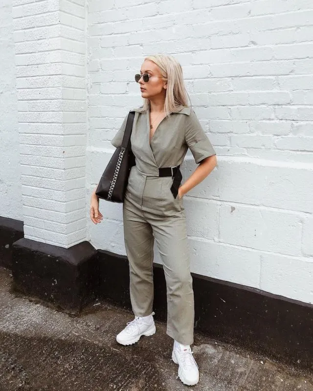 Namanya Sih 'Ugly Sneakers', Tapi Jadi Tren Sepatu 2018 yang Layak Coba. Ini Inspirasinya! 26