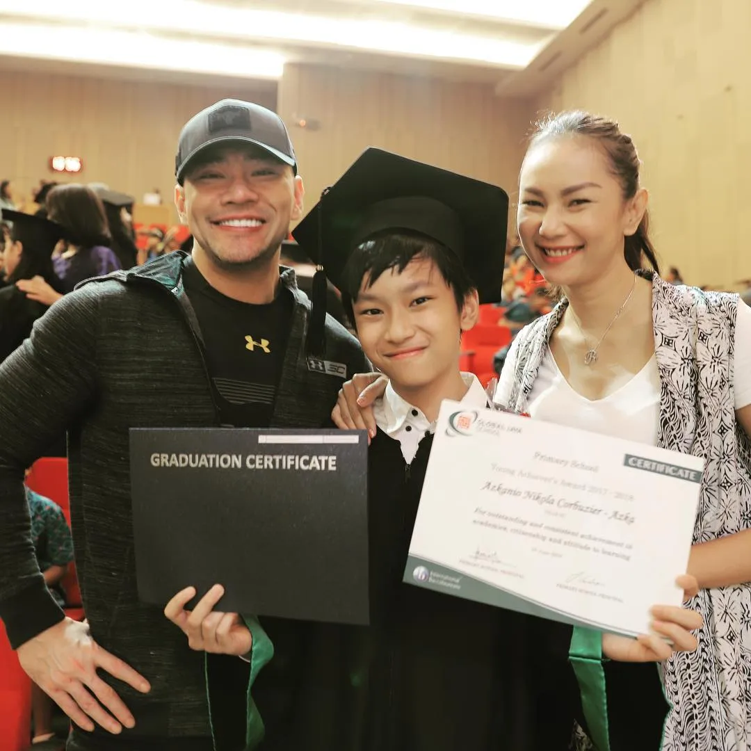 Jadi Lulusan Terbaik, Putra Deddy Corbuzier Buktikan Kalau Anak