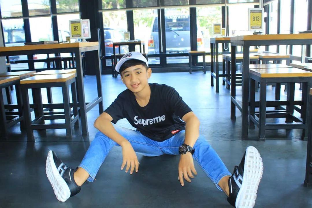 Ini lho yang Namanya Bowo, Artis Tik Tok Viral yang Adakan Meet & Greet dengan Penggemarnya. Tetew! 6