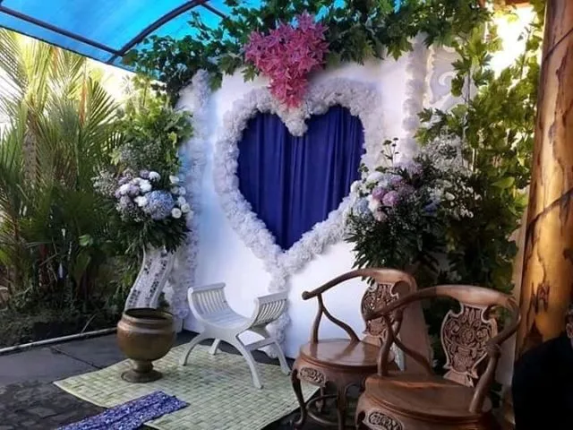 14+ Ide Dekorasi Siraman di Halaman Rumah, Sedap Dipandang Sekaligus Tidak Makan Tempat 25