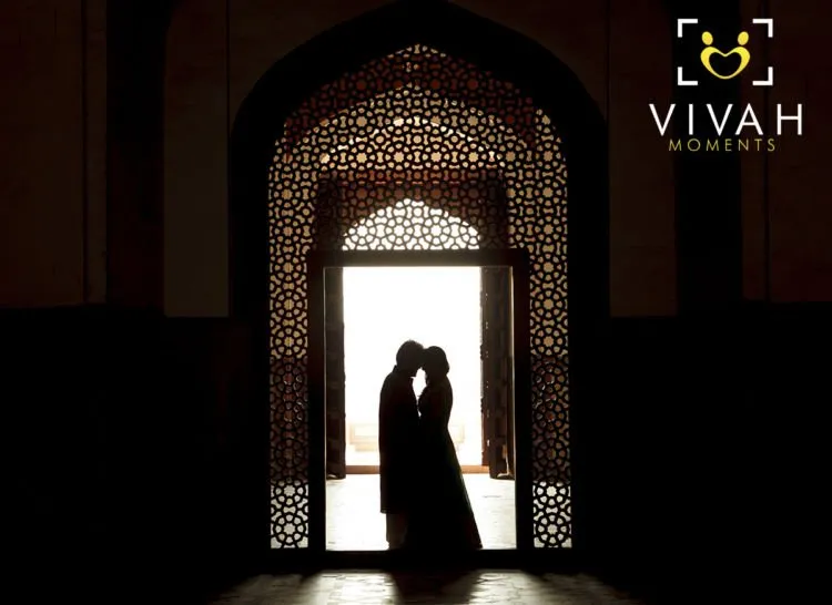 12 Ide Pre-Wedding Berkonsep Siluet yang Unik dan Dramatis. Duh, Romantisnya Kayak di Film-film~ 17