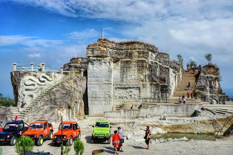 Lebaran Sudah di Depan Mata, 10 Destinasi Wisata Ini Harus Kamu Datangi Kalau Mudik ke Jogja! 11
