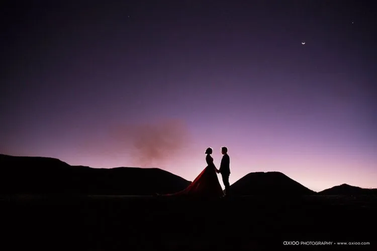 12 Ide Pre-Wedding Berkonsep Siluet yang Unik dan Dramatis. Duh, Romantisnya Kayak di Film-film~ 20