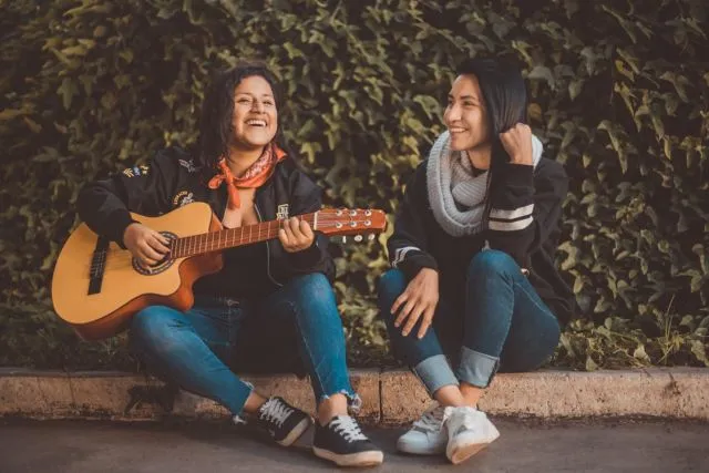 6 Hal Jujur yang Ingin Si Single Sampaikan Pada Mereka yang Punya Pacar, tapi Ada Rasa Segan 7