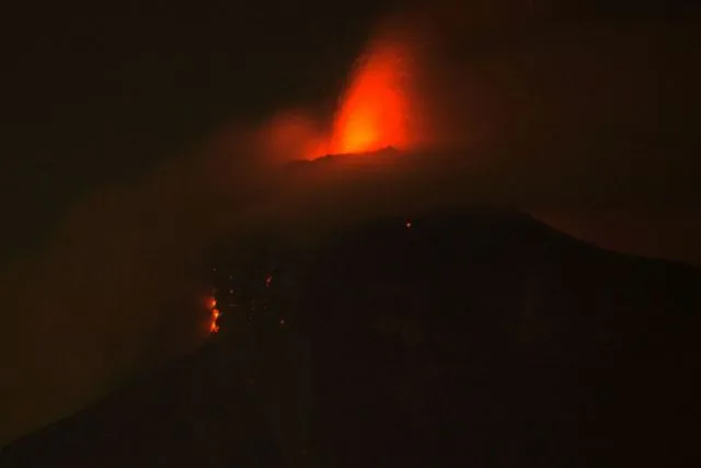 12 Potret Kengerian Pasca Letusan Gunung Fuego di Guatemala, Meletus Tanpa Peringatan 13