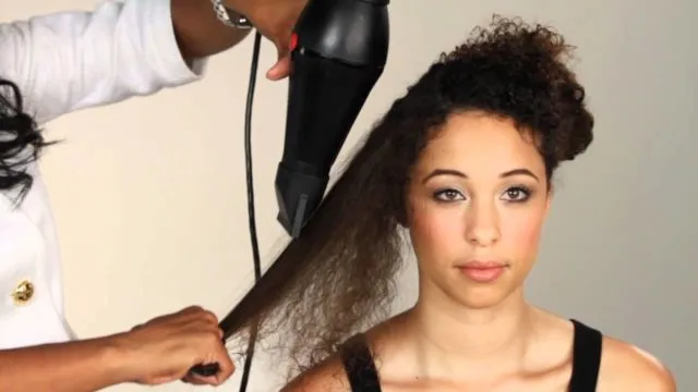 10+ Fakta Soal Rambut Afro yang Perlu Kamu Ketahui. Banyak yang Masih Penasaran Deh Kayaknya 24