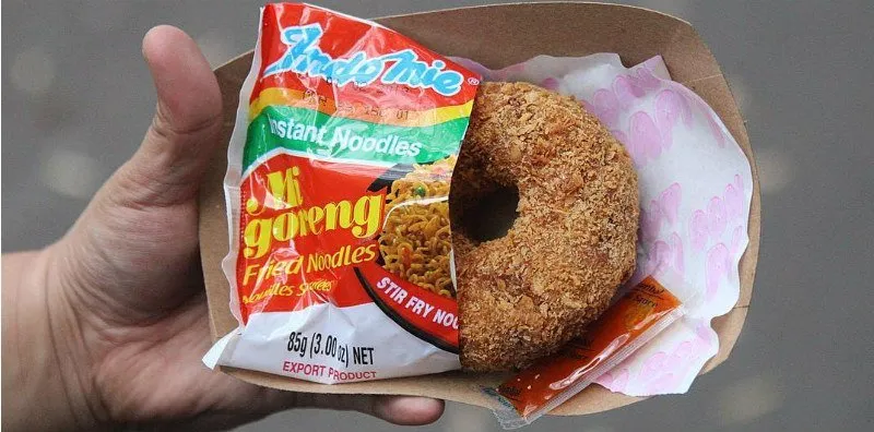 10 Bukti Kondangnya Indomie yang Jadi Kebanggaan Milenial. Dari Kreasi Kuliner sampai Aksesorinya, Ada! 11