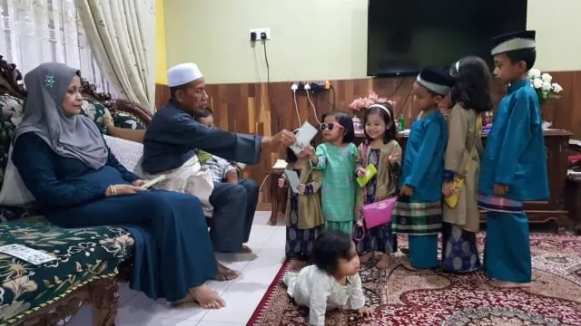 9 Situasi Sulit yang Bikin 'Geregetan' Saat Momen Lebaran. Mana yang Paling Sering Kamu Alami? 12